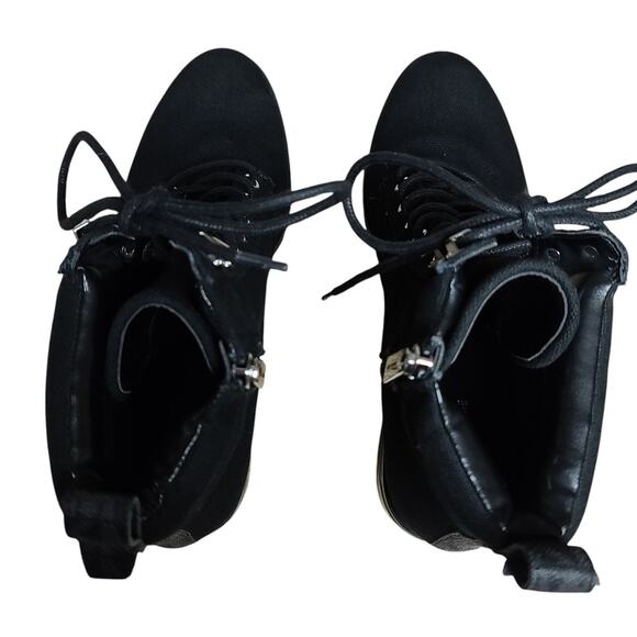 Michael Kors Black Lace Up Side Zip Ankle MOTO Chunky Lug Sole Biker Boots 7 1/2 - Picture 3 of 6